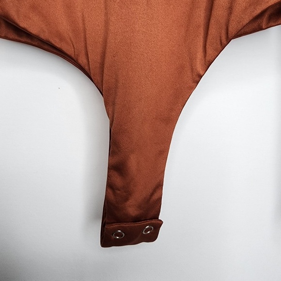 AFRM Shimmering Bronze V-Neck Bodysuit - Picture 6 of 10